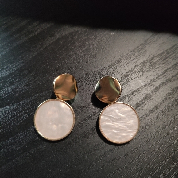 Geometric Statement earrings - Picture 1 of 1